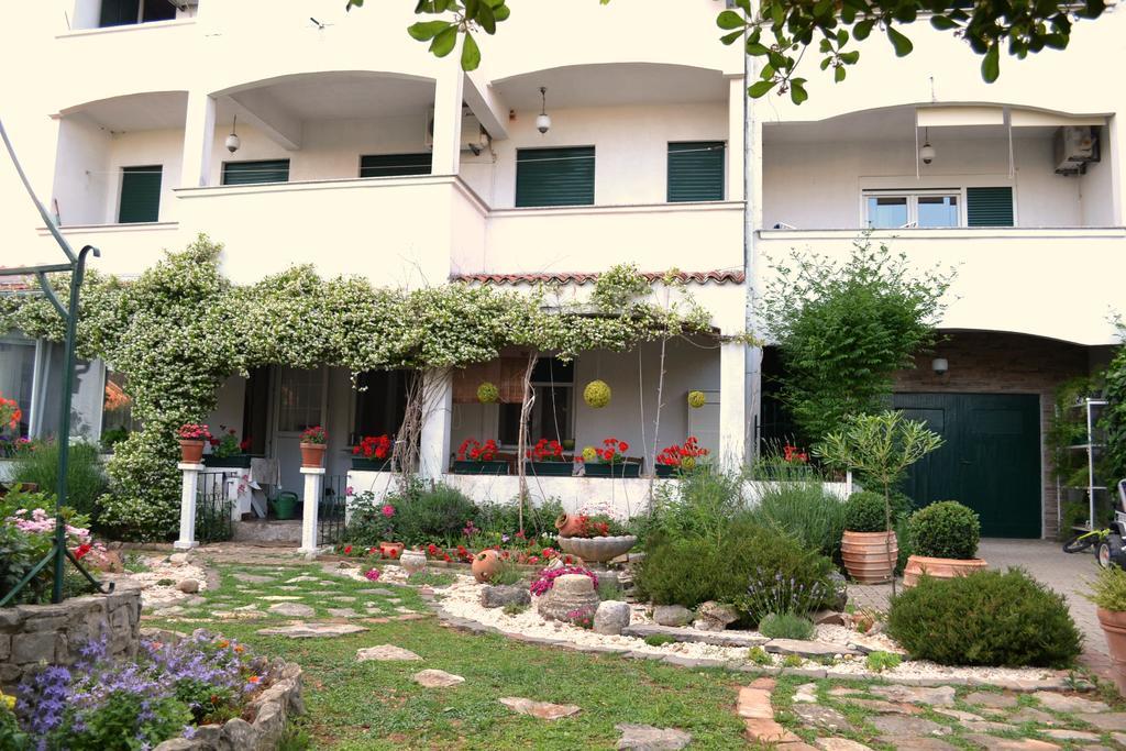 Apartments Meri Zadar Exterior foto